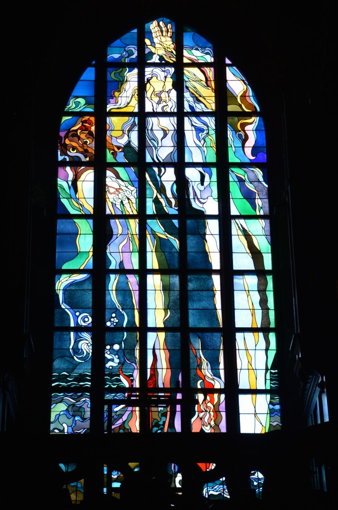 "Bóg Ojciec" - witraż Stanisława Wyspiańskiego znajdujący się w dużym oknie z tyłu nawy Kościoła OO. Franciszkanów w Krakowie.